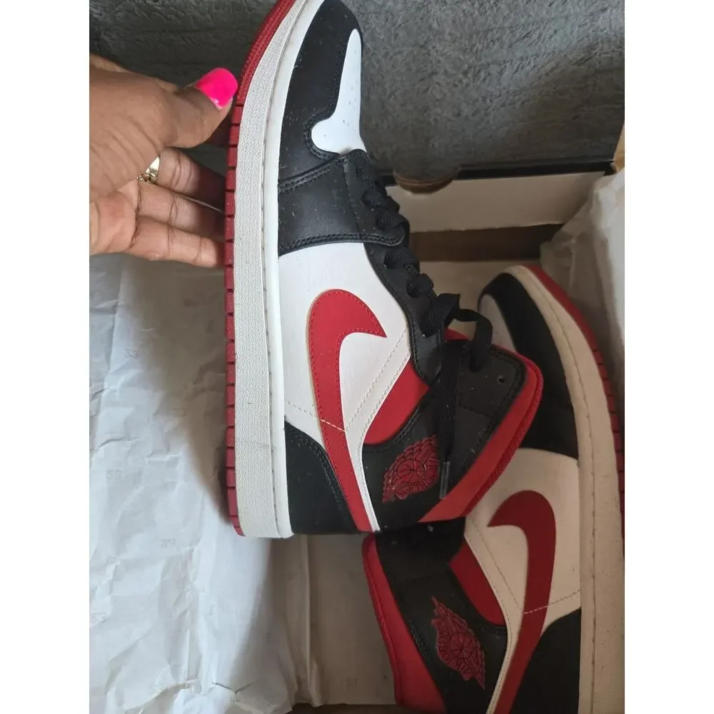 Nike Air Jordan 1 Mid Men Size 10 554724-122 White Gym Red Black Training Shoes